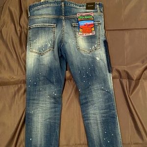 DSQUARED2 COOL GUY JEAN